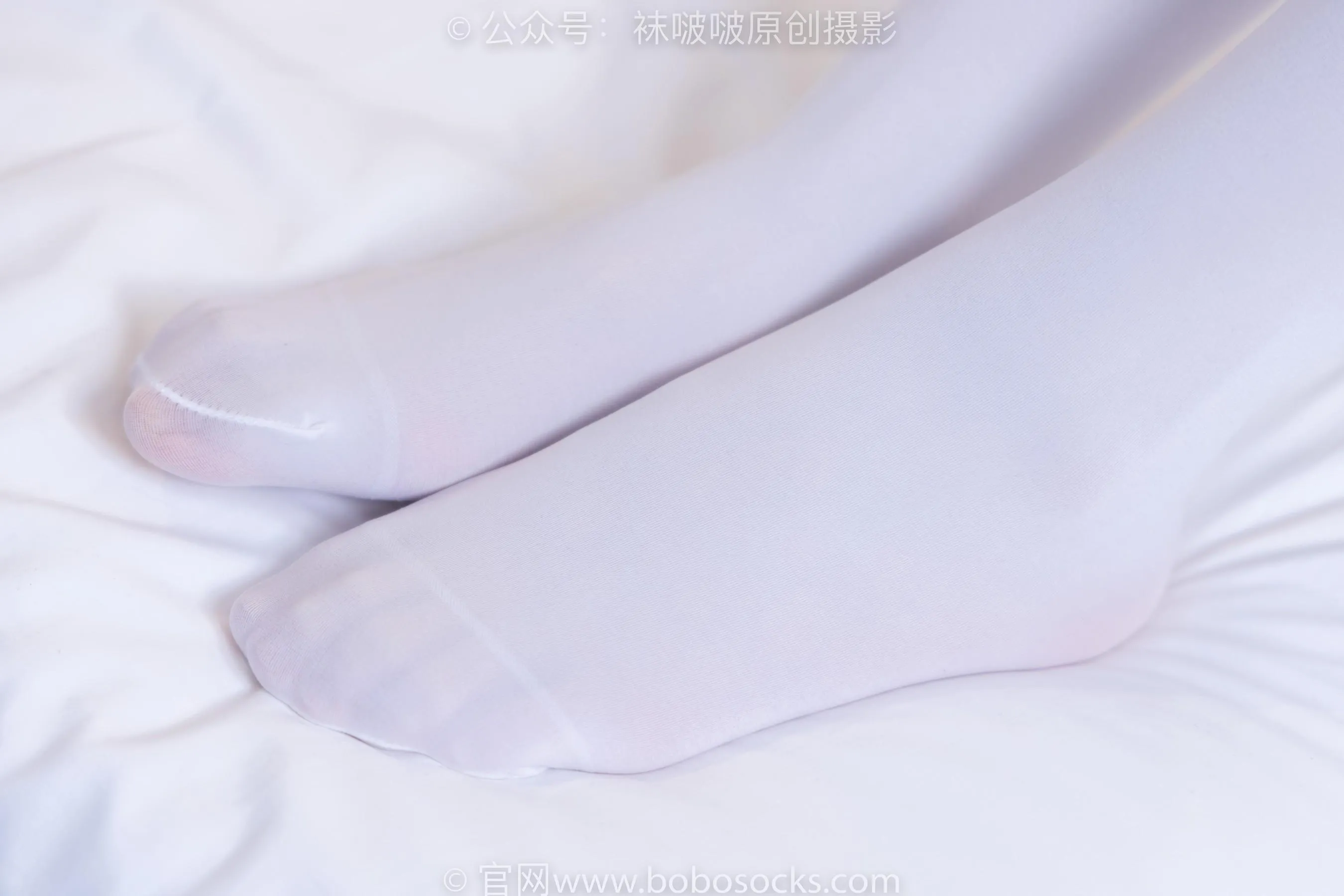 [BoBoSocks袜啵啵]NO.211 小沫-高跟鞋、厚白丝[23] [53P]插图2